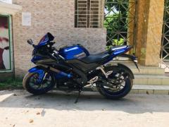 YAMAHA R15 V3